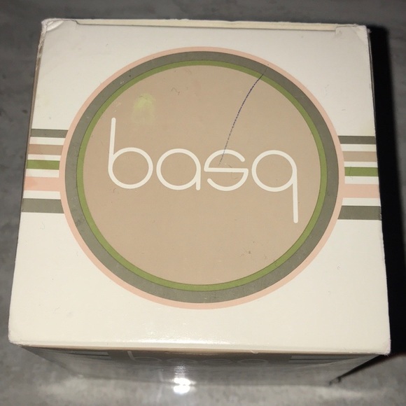 Basq stretch mark butter NWT 4 oz - Picture 3 of 7